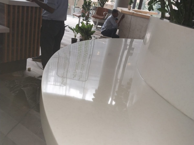 Commercial Corian Surface Polish in Gurgaon