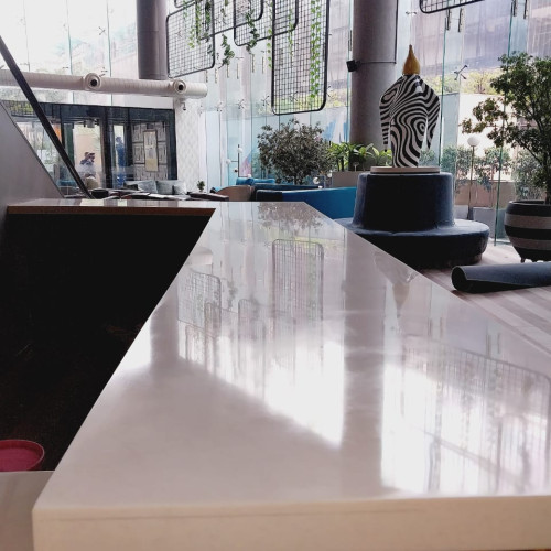 Matte To Gloss Corian Polish in Ghaziabad